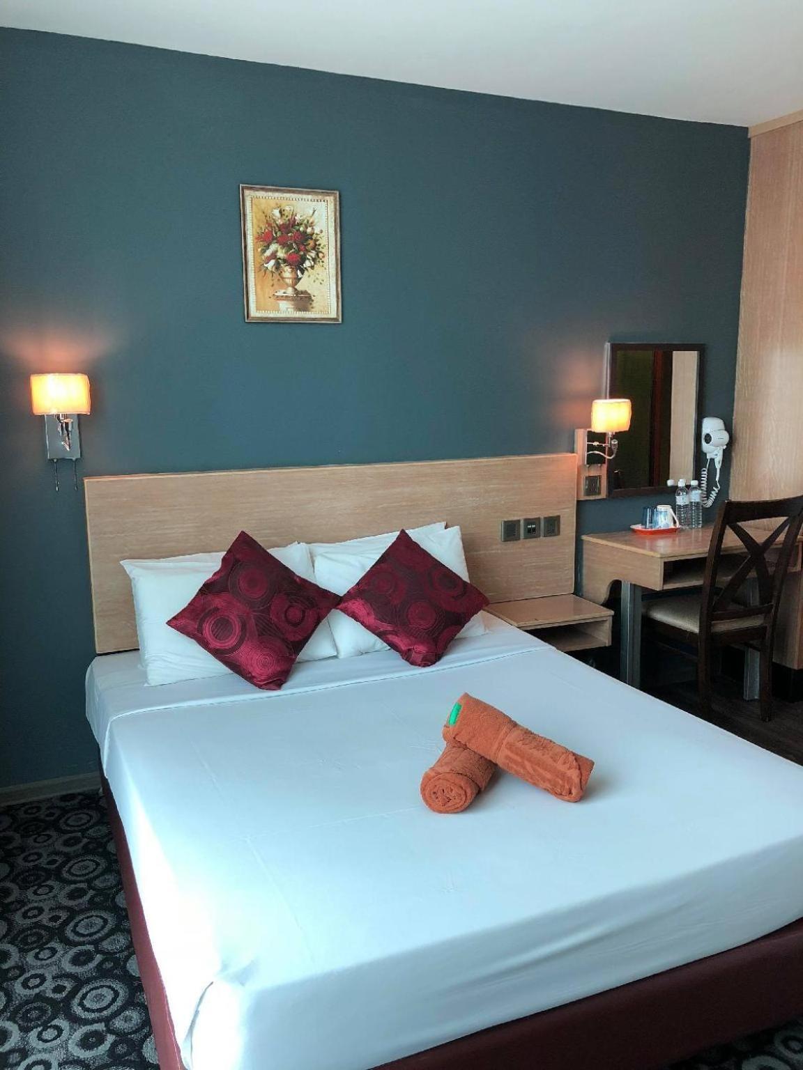 The Room Hotel Miri Cameră foto